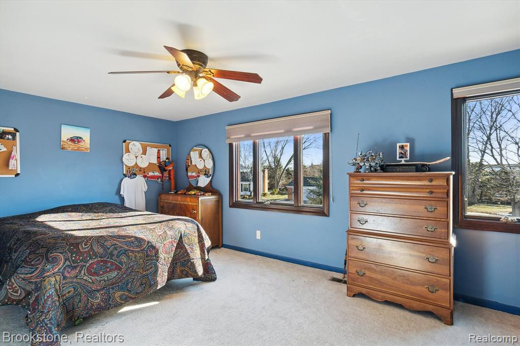 16880 DUNDALK Court, Northville, MI 48168 — Photo 36