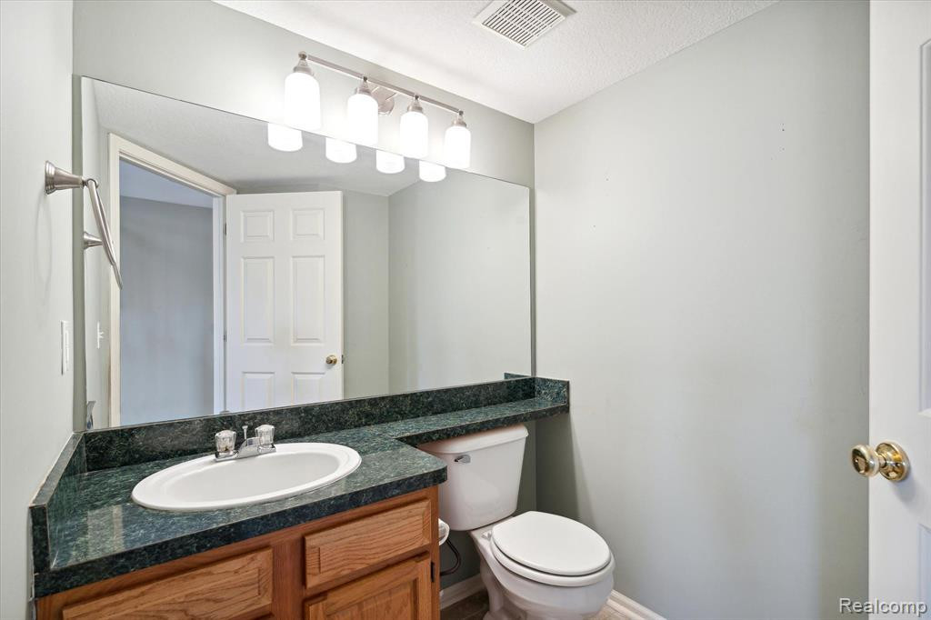 445 LILLY VIEW, Howell, MI 48843 — Photo 16
