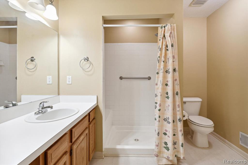 445 LILLY VIEW, Howell, MI 48843 — Photo 23