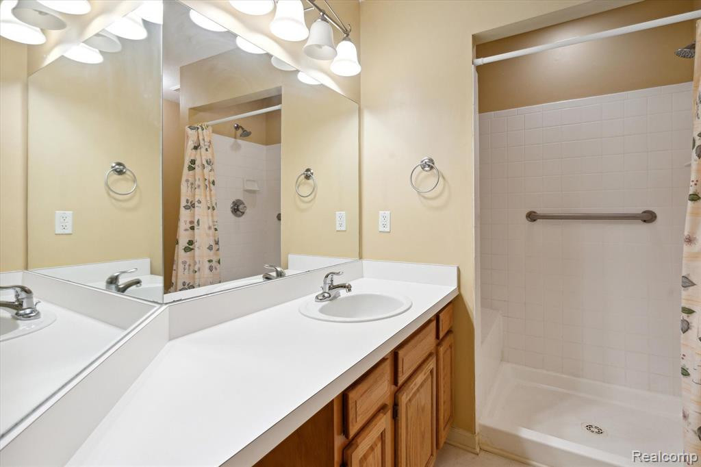 445 LILLY VIEW, Howell, MI 48843 — Photo 24
