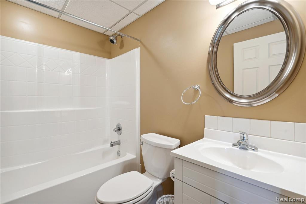 445 LILLY VIEW, Howell, MI 48843 — Photo 34