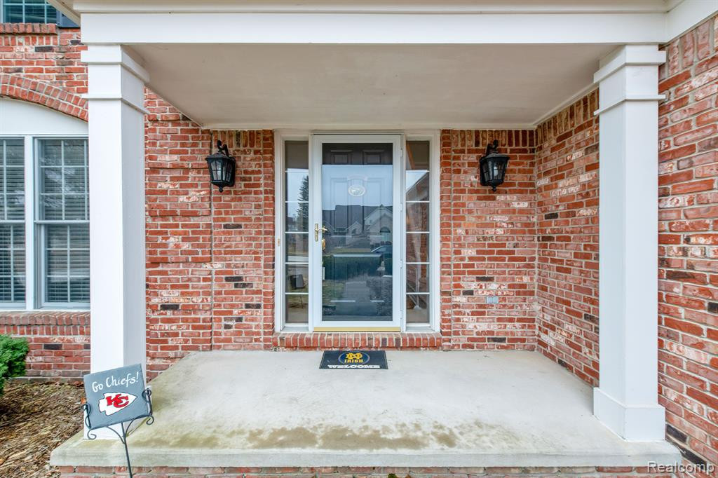 47643 ASHFORD Drive S, Canton, MI 48188 — Photo 5