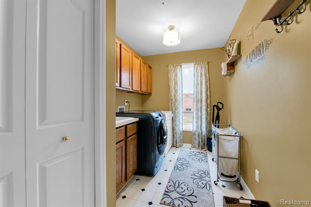 47643 ASHFORD Drive S, Canton, MI 48188 — Photo 31