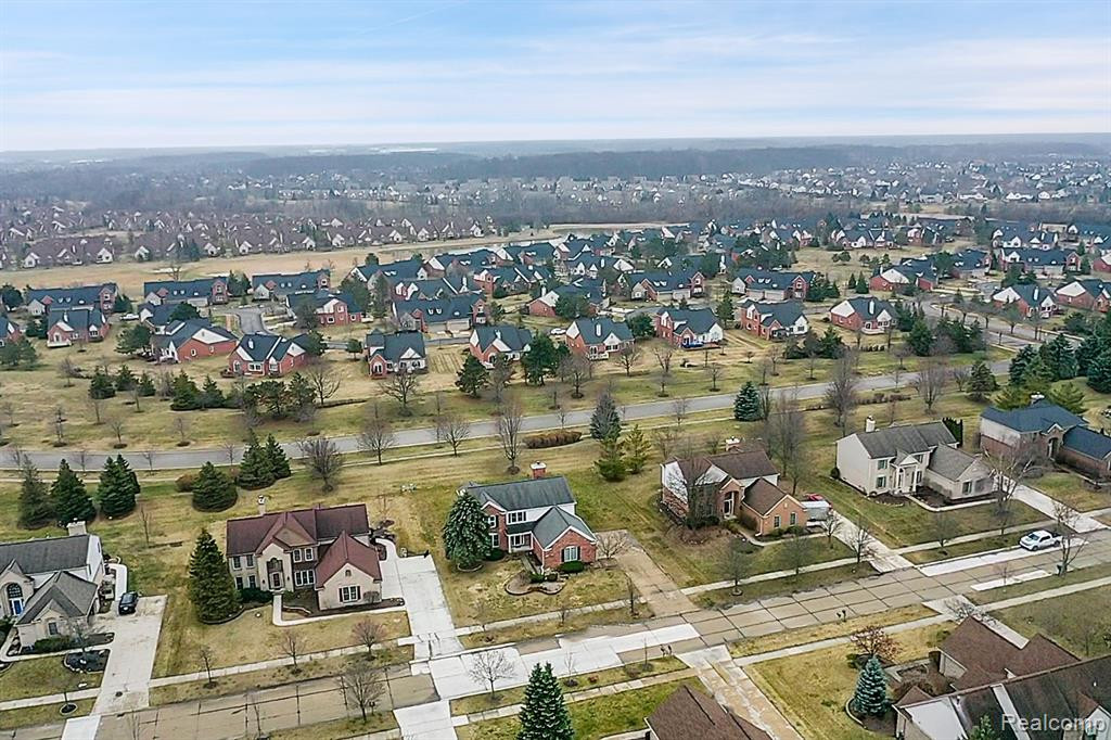47643 ASHFORD Drive S, Canton, MI 48188 — Photo 48