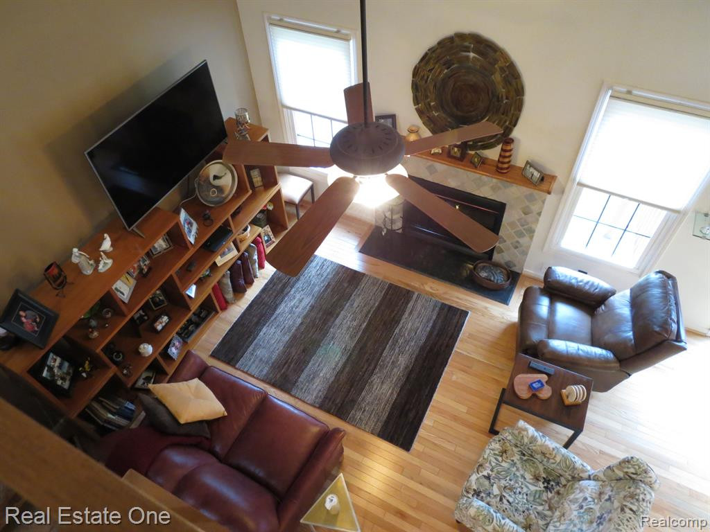 940 WOODRIDGE HILLS Drive, Brighton, MI 48116 — Photo 14
