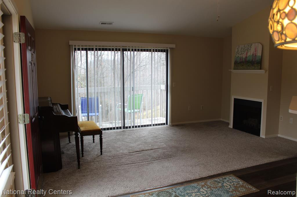 372 Spring Brooke Drive, 37, Brighton, MI 48116 — Photo 15