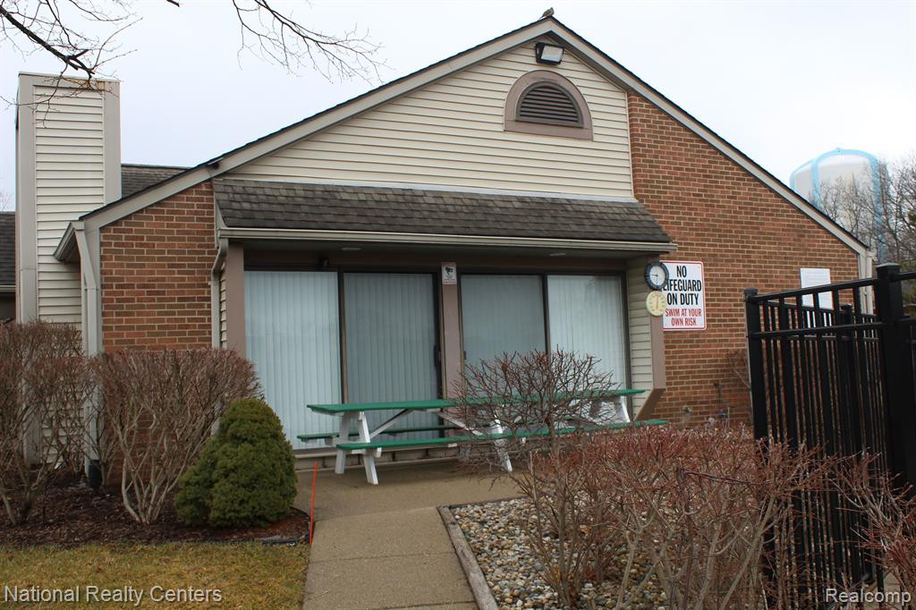 372 Spring Brooke Drive, 37, Brighton, MI 48116 — Photo 23