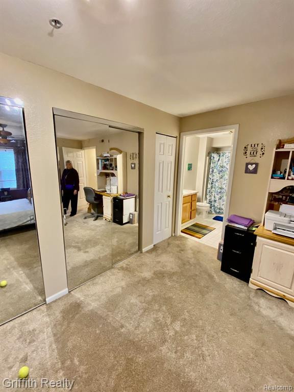 618 CURZON Court, 201, Howell, MI 48843 — Photo 36