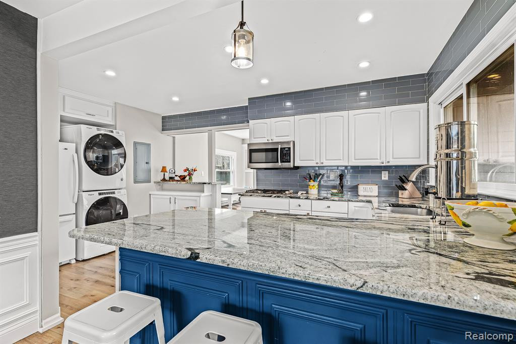 2364 YOST Boulevard, Ann Arbor, MI 48104 — Photo 8