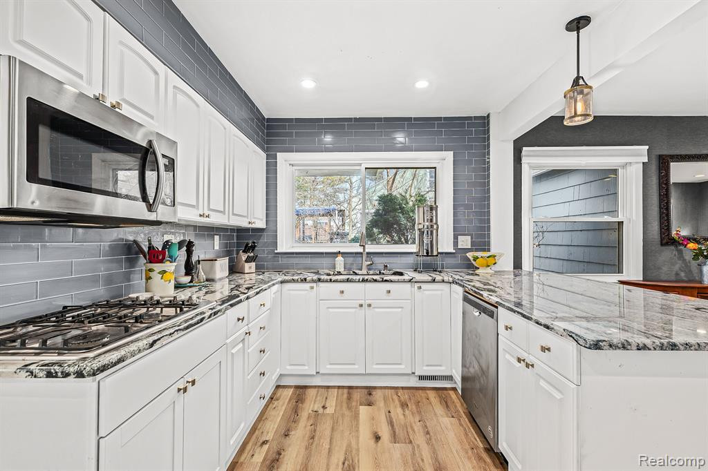 2364 YOST Boulevard, Ann Arbor, MI 48104 — Photo 10