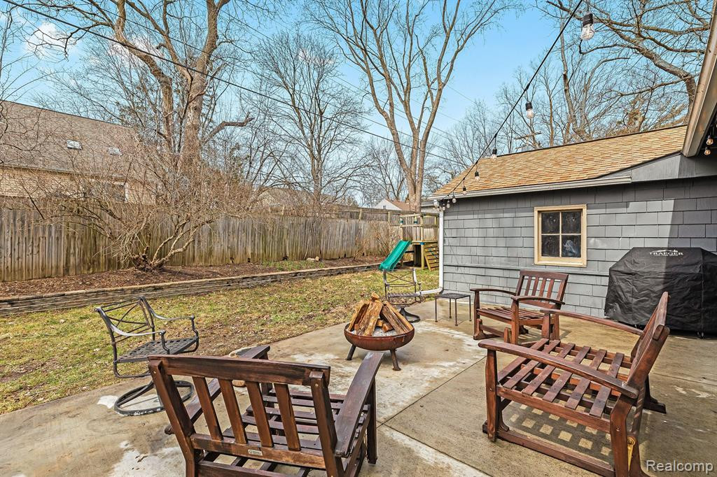 2364 YOST Boulevard, Ann Arbor, MI 48104 — Photo 26
