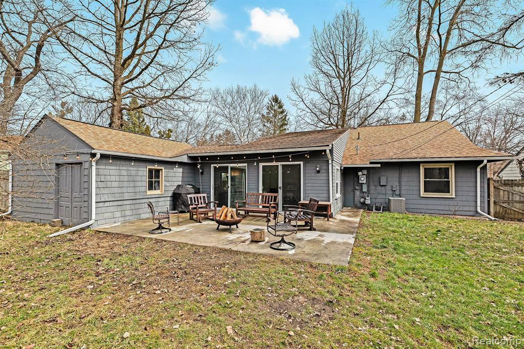 2364 YOST Boulevard, Ann Arbor, MI 48104 — Photo 28