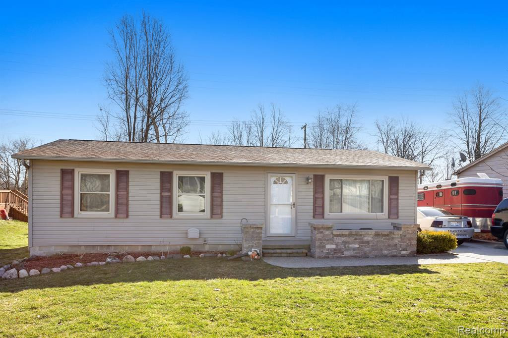 208 S LESTER Street, Capac, MI 48014 — front exterior