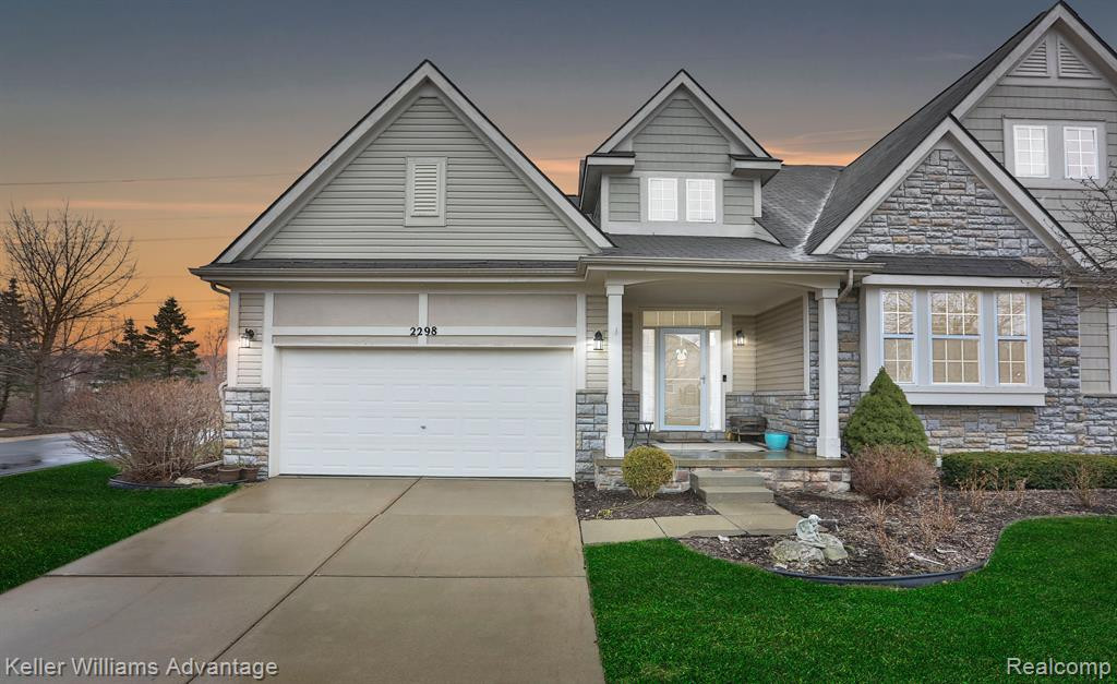 2298 CALIBOUGE, Commerce Twp, MI 48382 — front exterior