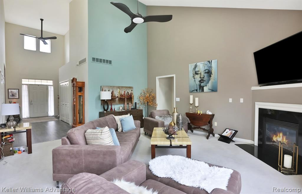 2298 CALIBOUGE, Commerce Twp, MI 48382 — Photo 8