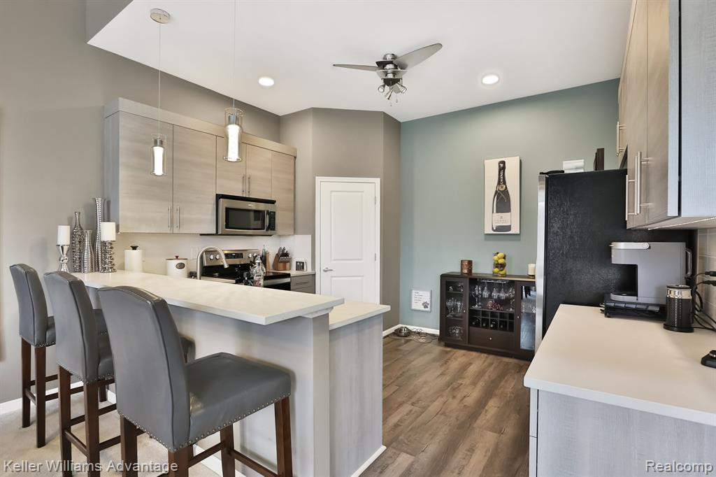 2298 CALIBOUGE, Commerce Twp, MI 48382 — Photo 14