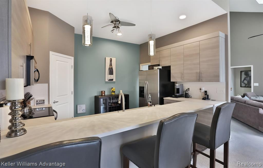 2298 CALIBOUGE, Commerce Twp, MI 48382 — Photo 15