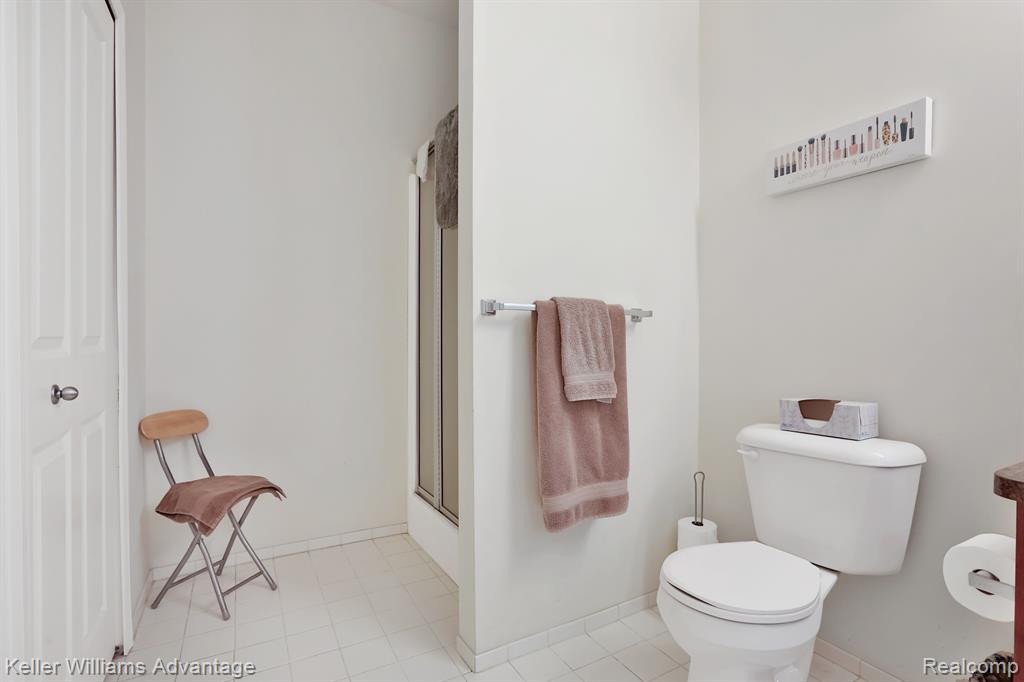 2298 CALIBOUGE, Commerce Twp, MI 48382 — Photo 21