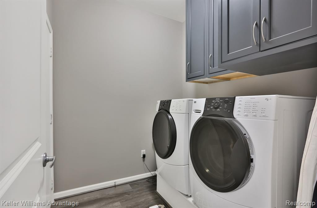 2298 CALIBOUGE, Commerce Twp, MI 48382 — Photo 25