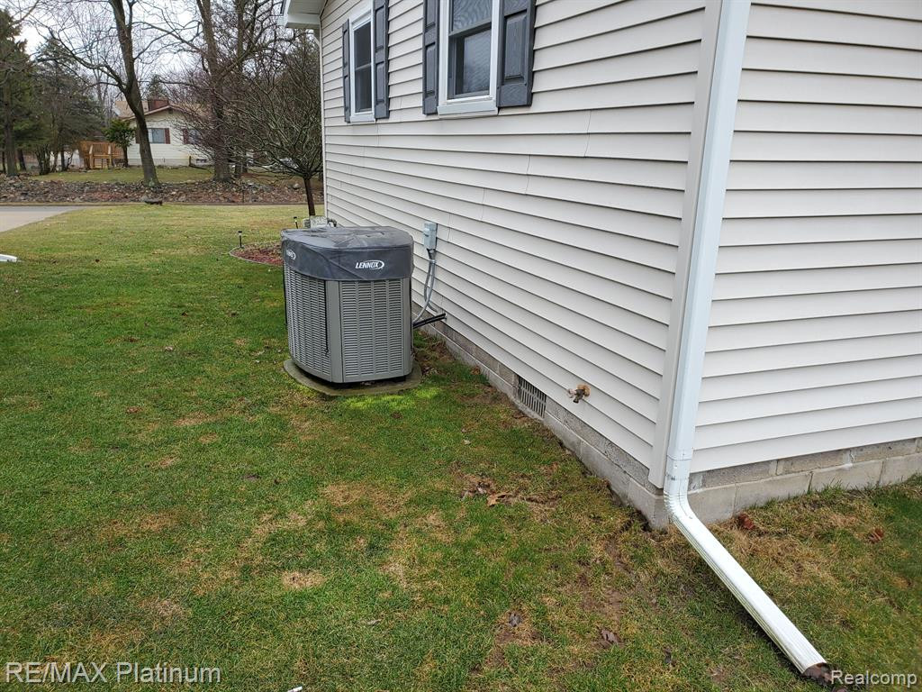 2757 GRAMER Road, Webberville, MI 48892 — Photo 4