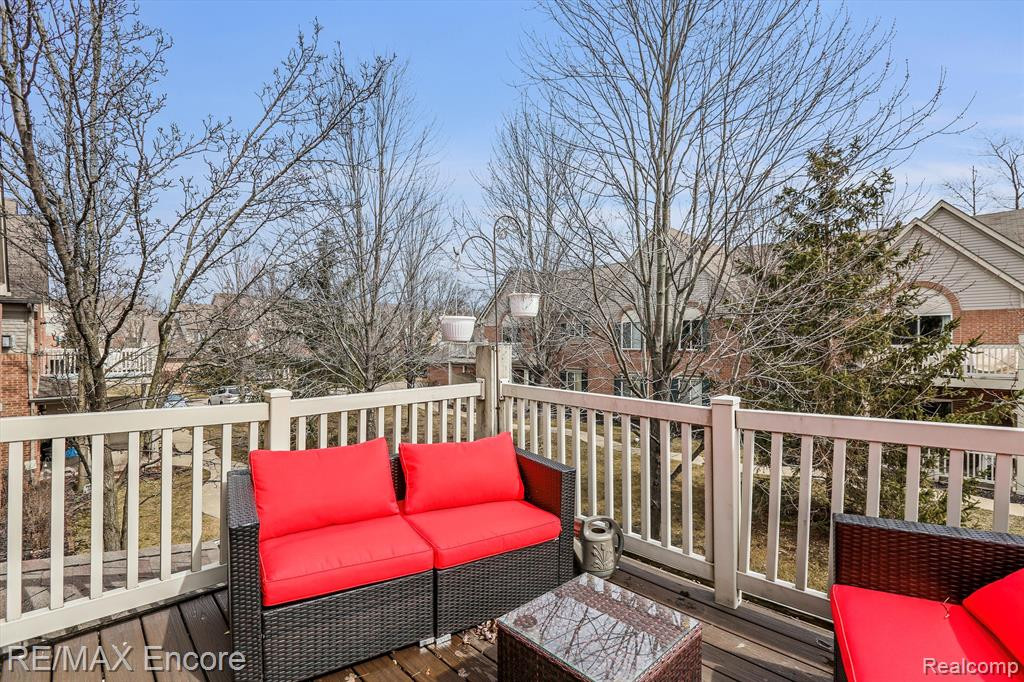 322 MARIGOLD Circle, Westland, MI — Photo 9