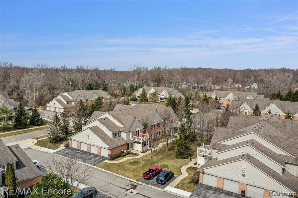 322 MARIGOLD Circle, Westland, MI — Photo 24
