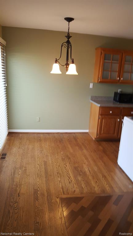 23670 N ROCKLEDGE, 235, Novi, MI — Photo 9