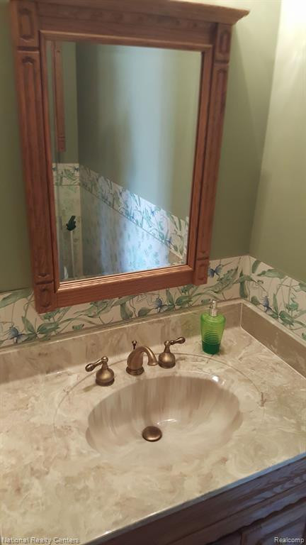 23670 N ROCKLEDGE, 235, Novi, MI — Photo 17