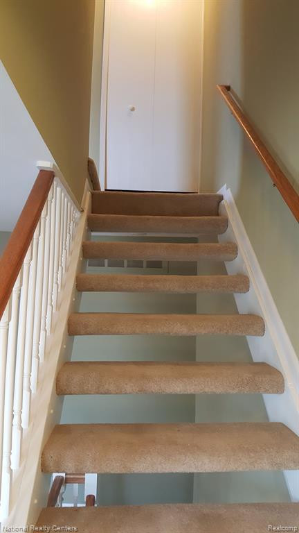 23670 N ROCKLEDGE, 235, Novi, MI — Photo 18