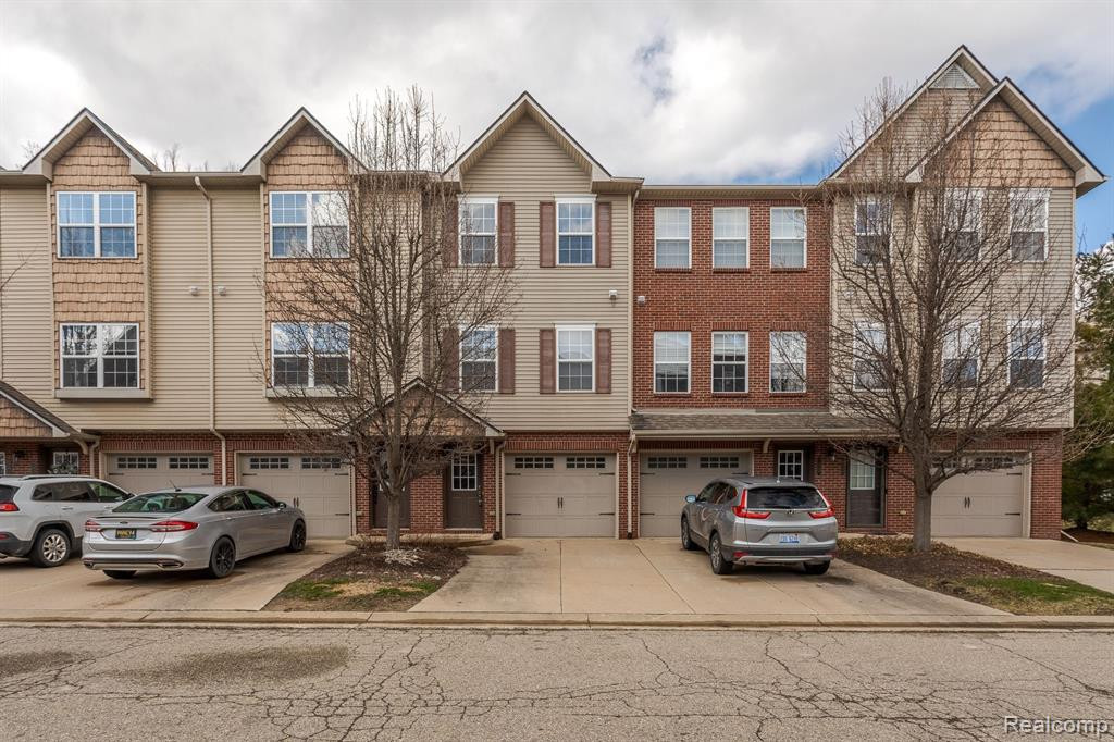 1625 RED HICKORY, Howell, MI 48855 — Photo 7