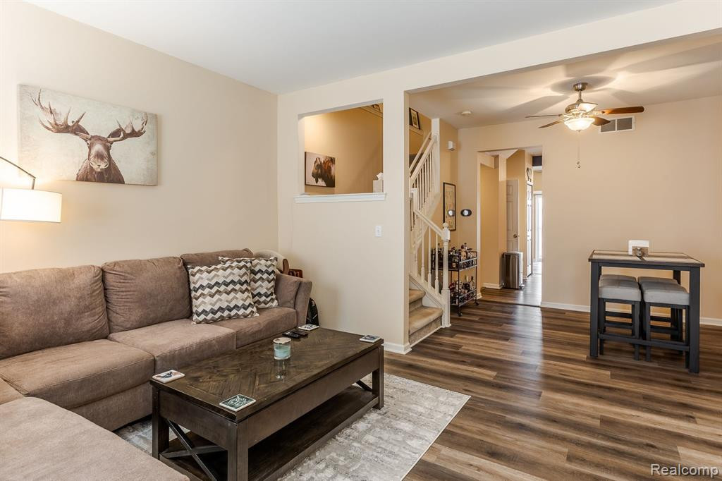 1625 RED HICKORY, Howell, MI 48855 — Photo 24