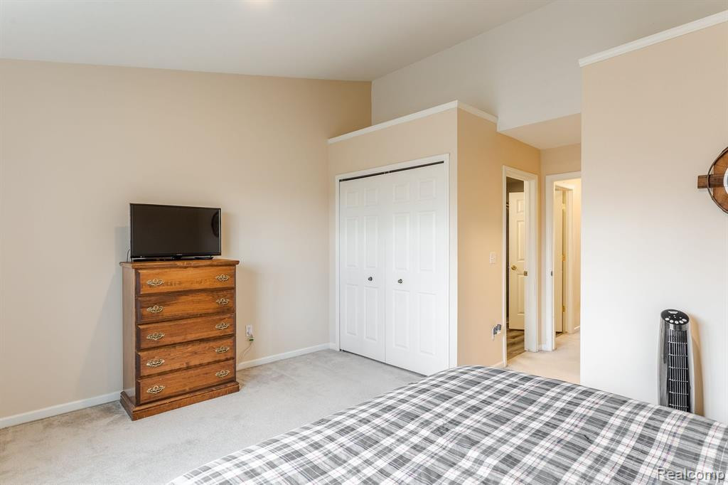 1625 RED HICKORY, Howell, MI 48855 — Photo 31