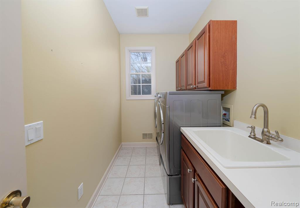 44408 WHITE PINE Circle W, Northville, MI 48168 — Photo 13