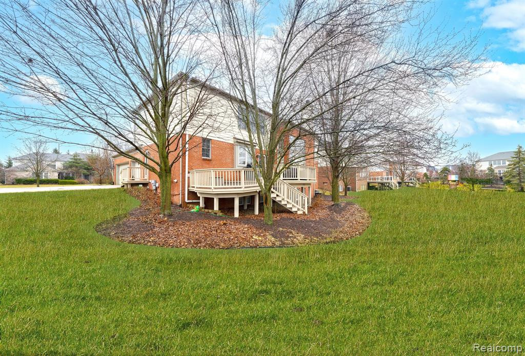 44408 WHITE PINE Circle W, Northville, MI 48168 — Photo 33