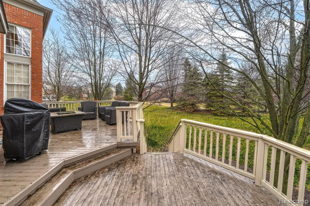44408 WHITE PINE Circle W, Northville, MI 48168 — Photo 37