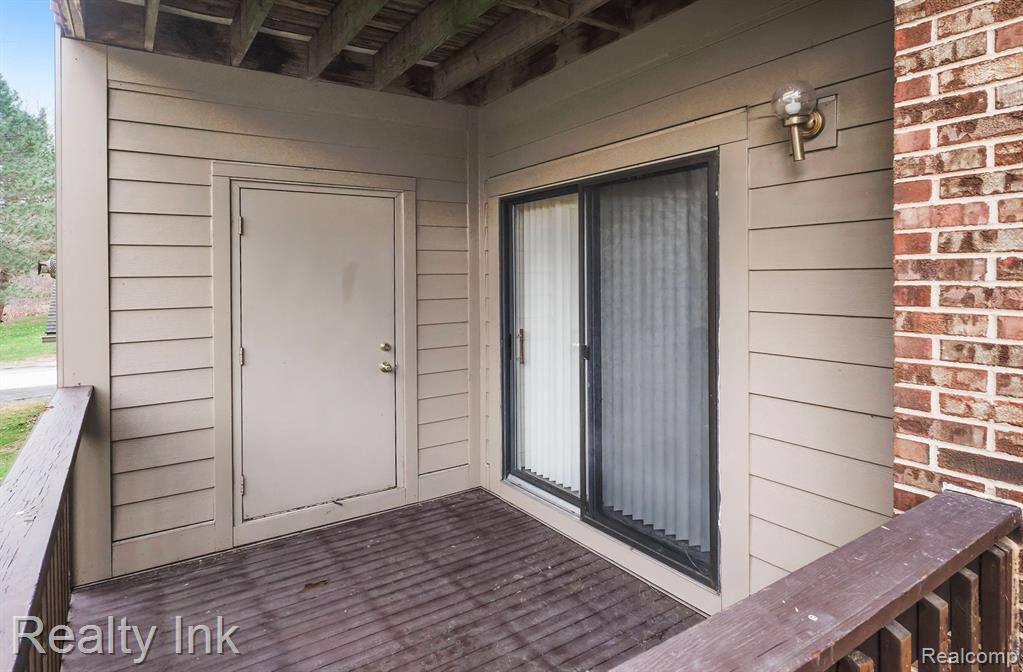 11841 SYCAMORE Drive, 37, Plymouth, MI 48170 — Photo 12
