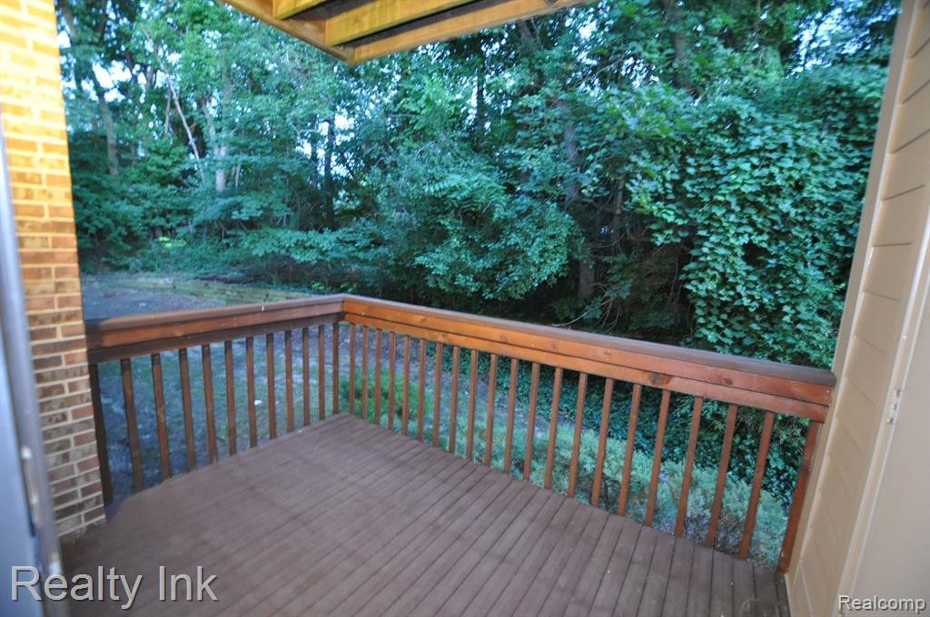 11841 SYCAMORE Drive, 37, Plymouth, MI 48170 — Photo 13