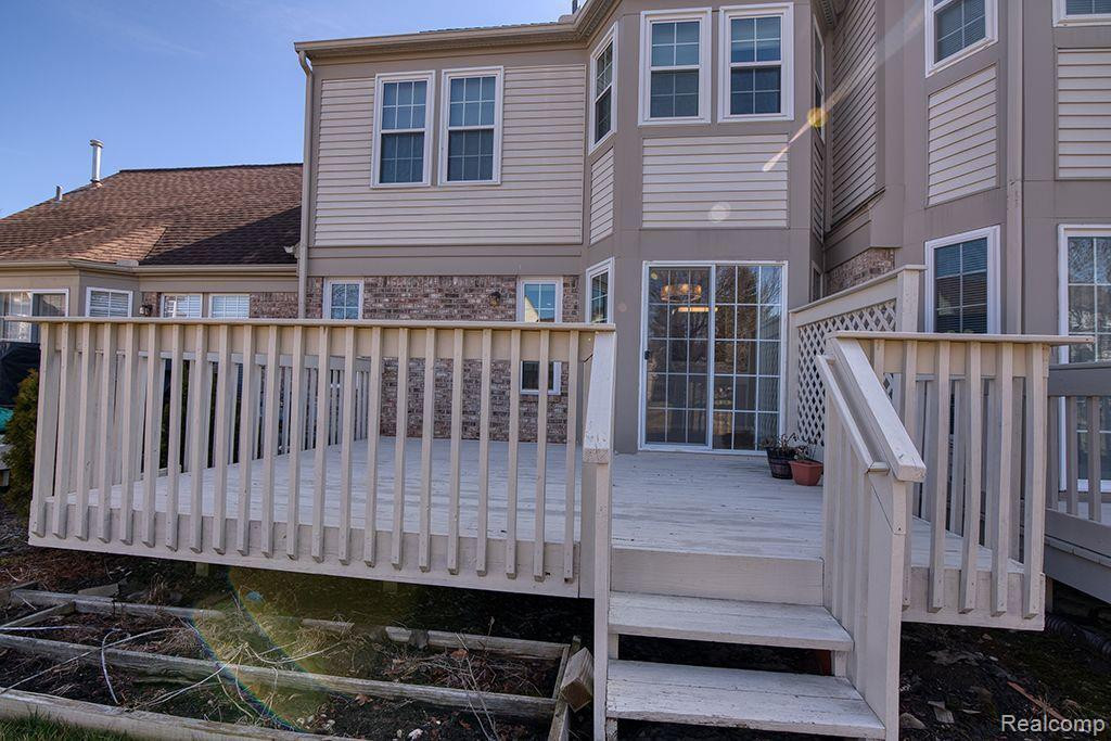 4390 HUNTERS Circle E, Canton, MI 48188 — Photo 3