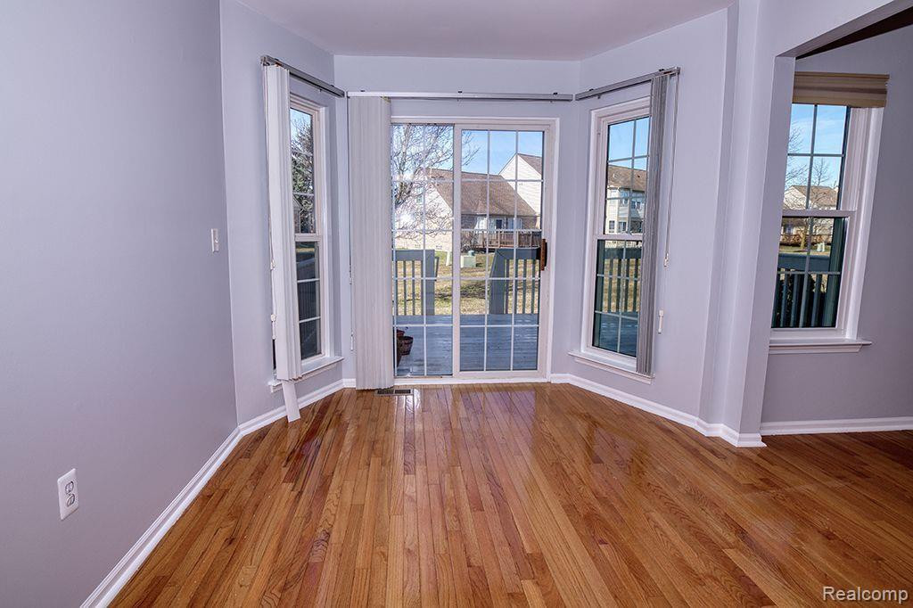 4390 HUNTERS Circle E, Canton, MI 48188 — Photo 13