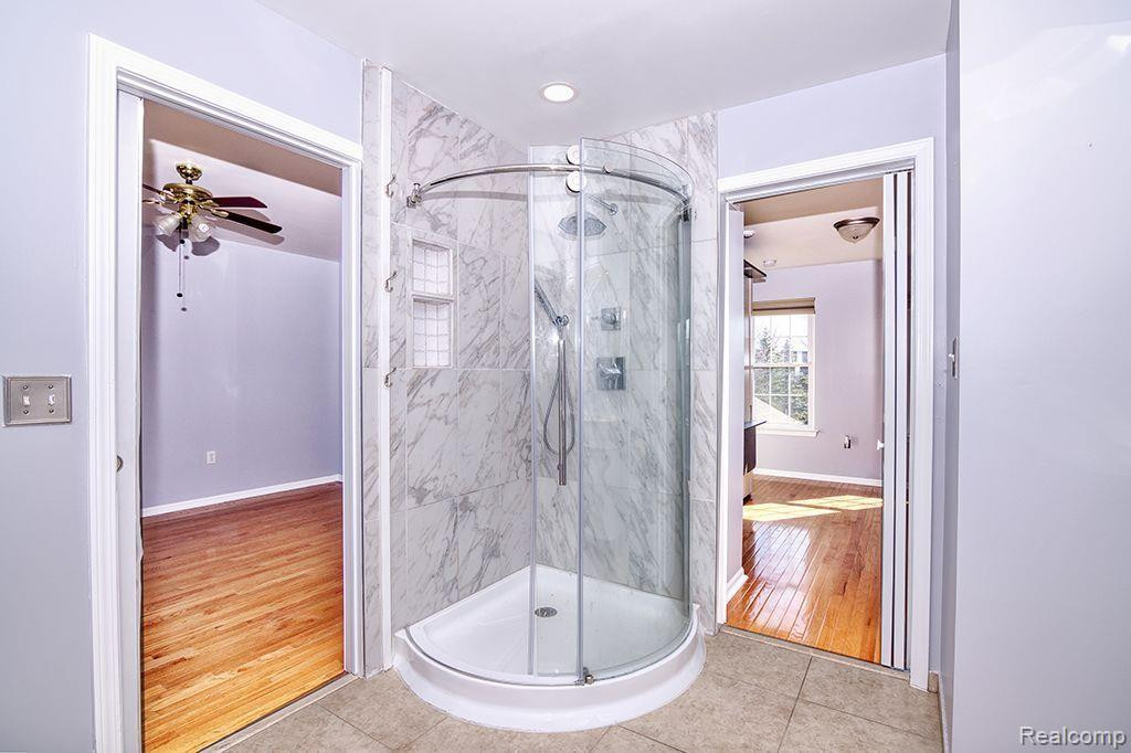 4390 HUNTERS Circle E, Canton, MI 48188 — Photo 23