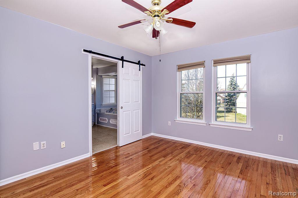 4390 HUNTERS Circle E, Canton, MI 48188 — Photo 27