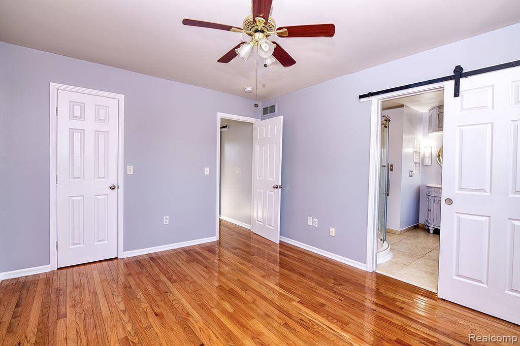 4390 HUNTERS Circle E, Canton, MI 48188 — Photo 28