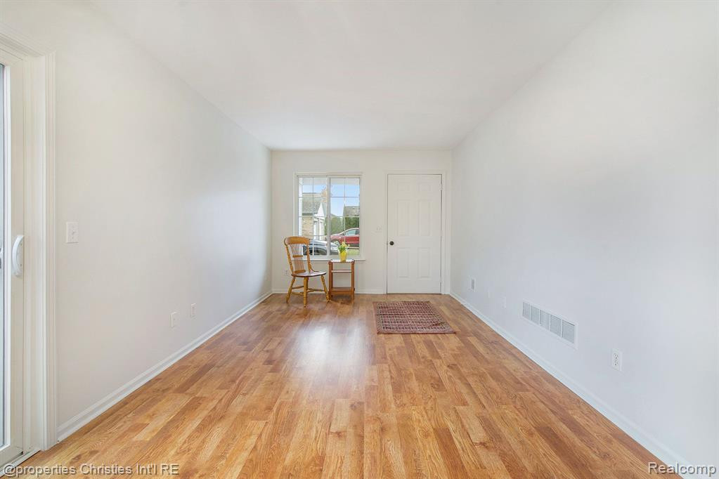 23294 STILES, Trenton, MI 48183 — Photo 3
