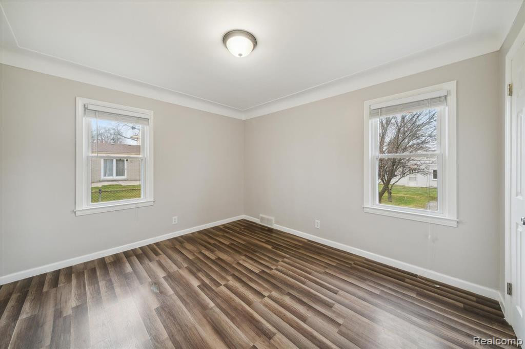 4430 CHICAGO Road, Warren, MI 48092 — Photo 15