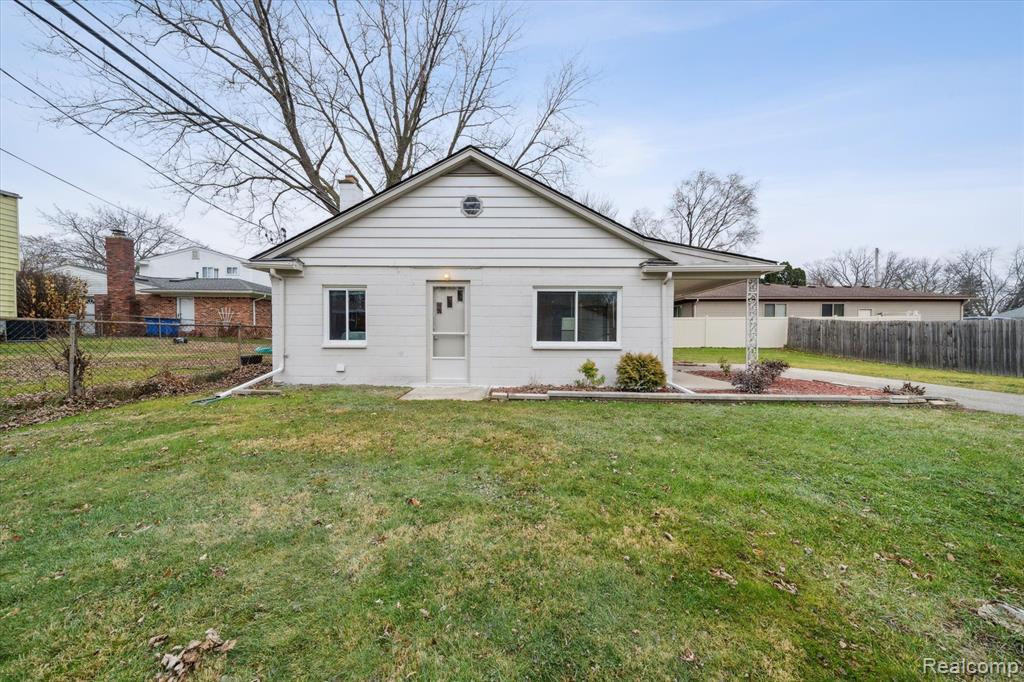 4430 CHICAGO Road, Warren, MI 48092 — Photo 24
