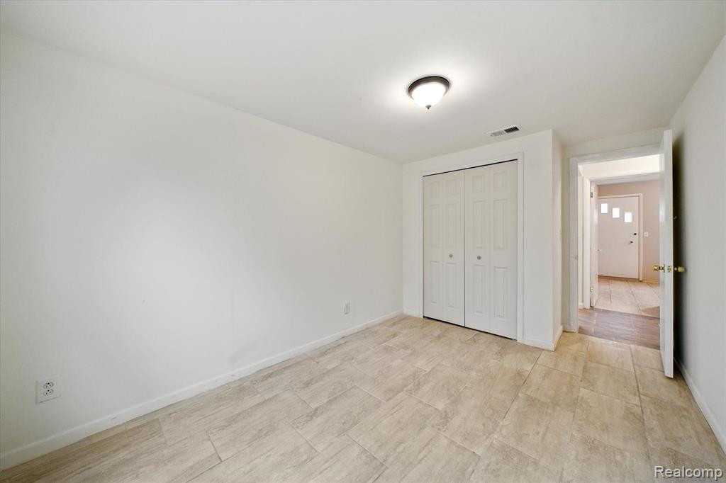4430 CHICAGO Road, Warren, MI 48092 — Photo 31