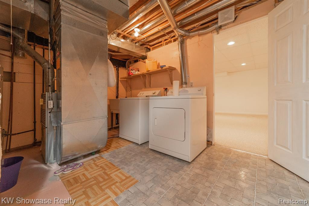 6486 KENNESAW Road, Canton, MI 48187 — Photo 29