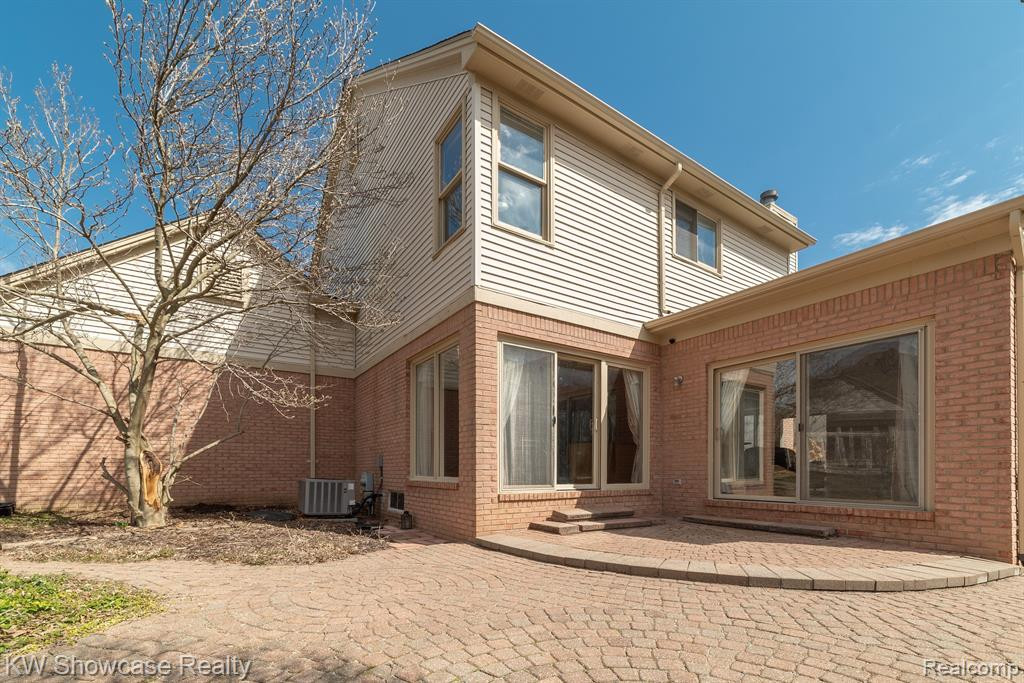 6486 KENNESAW Road, Canton, MI 48187 — Photo 35