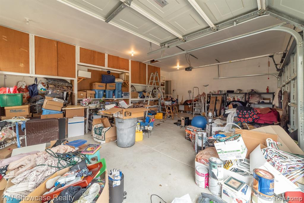 6486 KENNESAW Road, Canton, MI 48187 — Photo 38