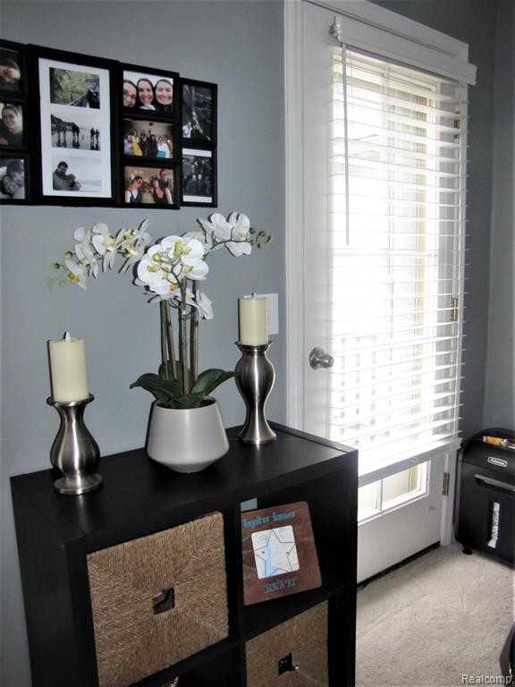 23496 WILLIAMSBURG Circle, 67, Woodhaven, MI 48183 — Photo 34